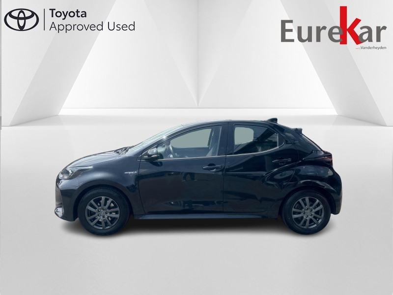 Toyota Yaris 1.5 hybrid - photo 4