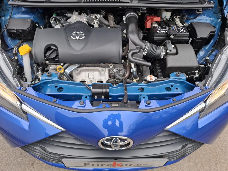Toyota Yaris 1.5 VVT-I YOUNG - photo 18