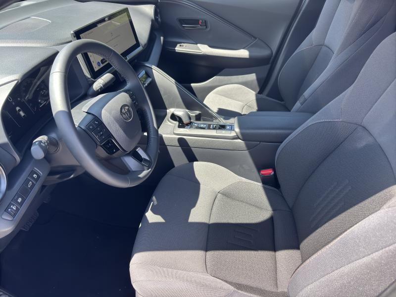 Toyota C-HR 1.8 Hybrid - photo 13