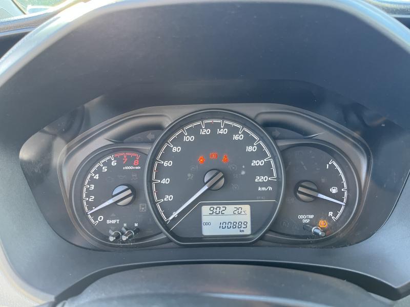 Toyota Yaris 1.0 VVT-I - photo 8