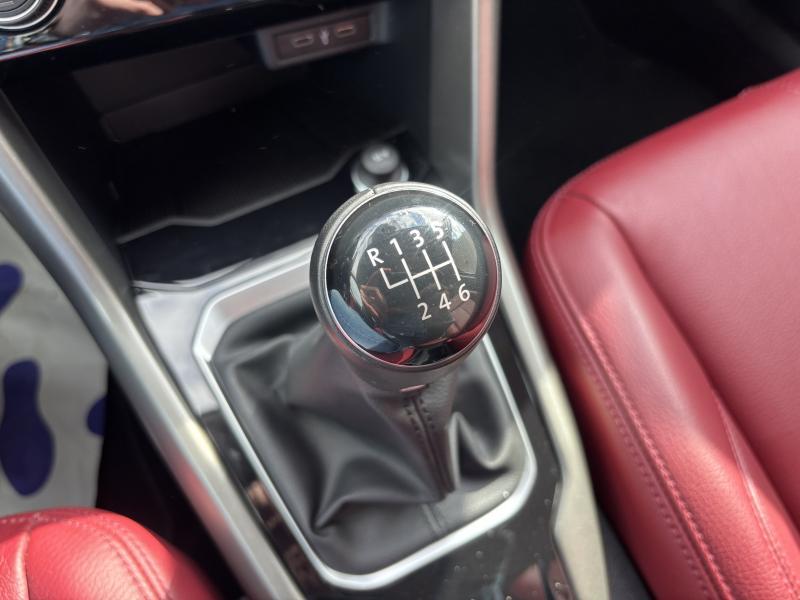 Volkswagen T-Roc 1.0 TSI - photo 8