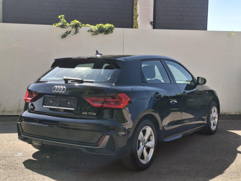 Audi A1 1.0 TFSI S-TRONIC - photo 25