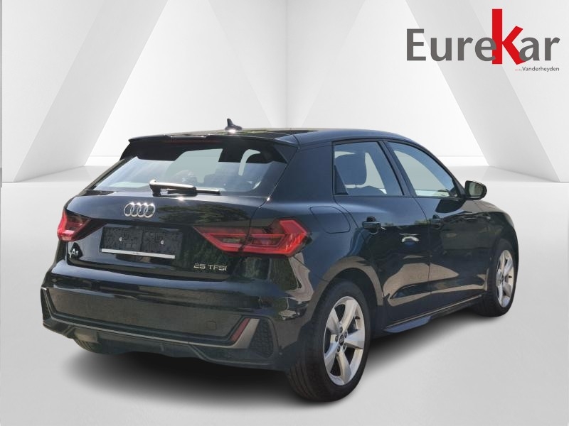 Audi A1 1.0 TFSI S-TRONIC - photo 5