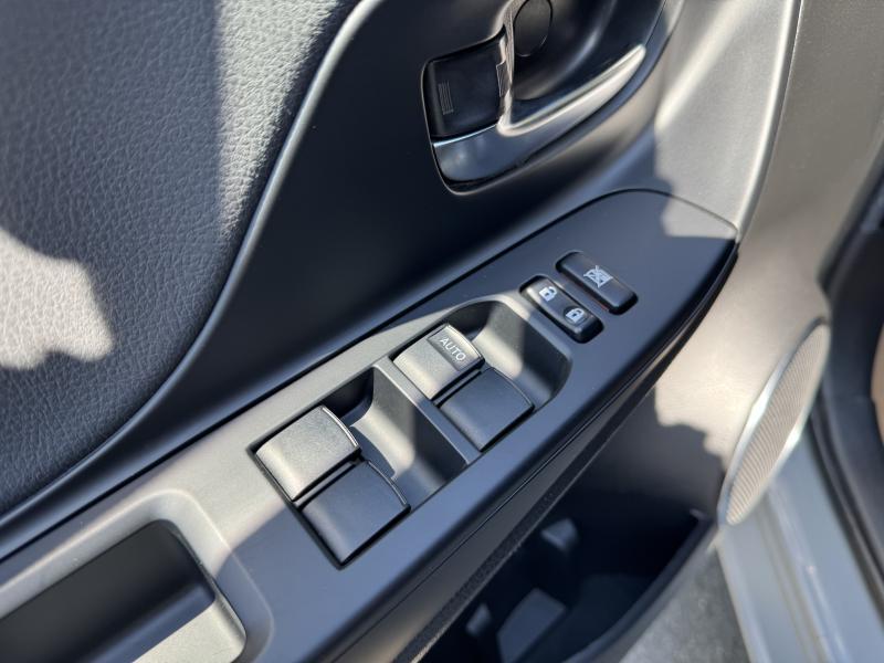 Toyota Yaris 1.5 HYBRID - photo 16