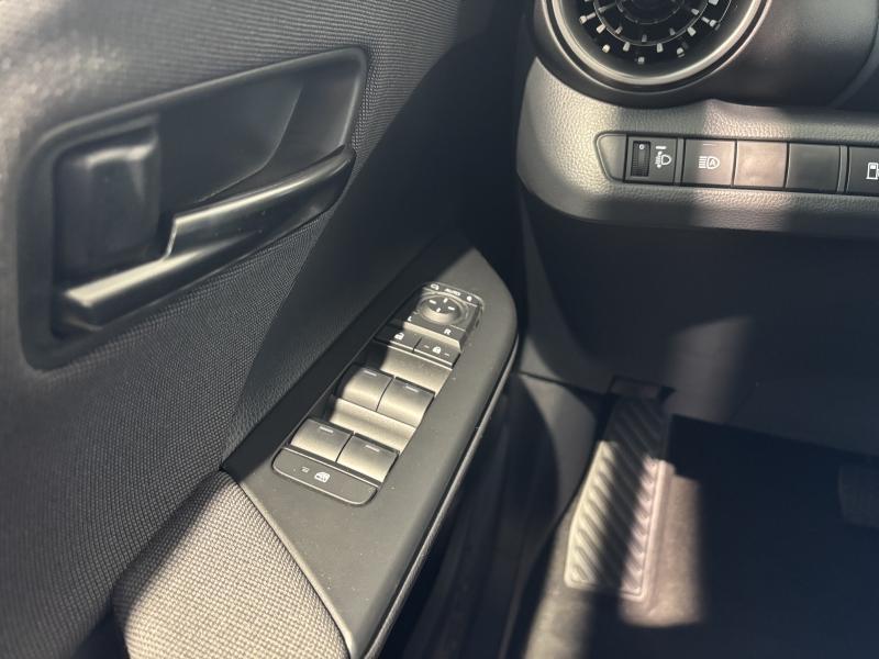Toyota C-HR 1.8 Hybrid - photo 10