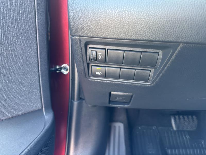 Toyota Yaris 1.5 Hybrid - photo 12