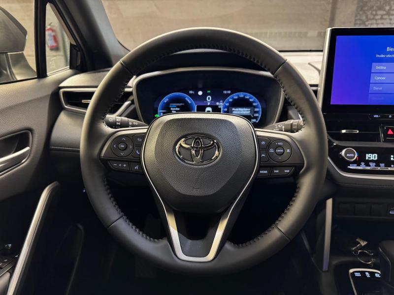 Toyota Corolla Cross NEW 2.0 Hybrid 197cv CVT - photo 11