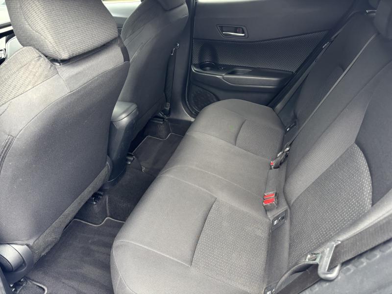 Toyota C-HR 1.8 Hybrid - photo 15