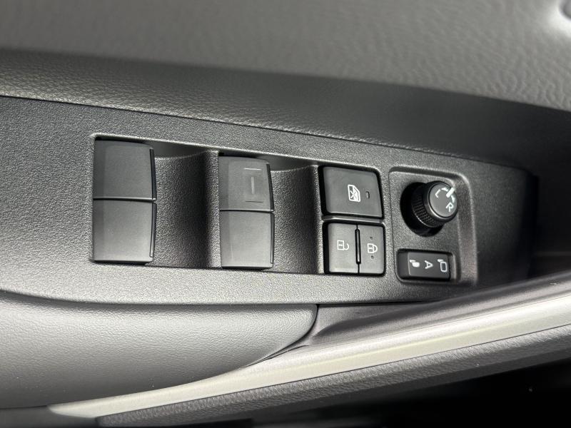Toyota Corolla Cross 1.8 Hybrid 2WD Style - photo 12