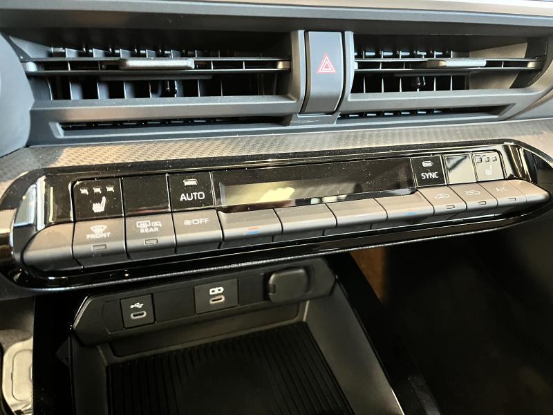 Toyota Prius 2.0l - photo 15