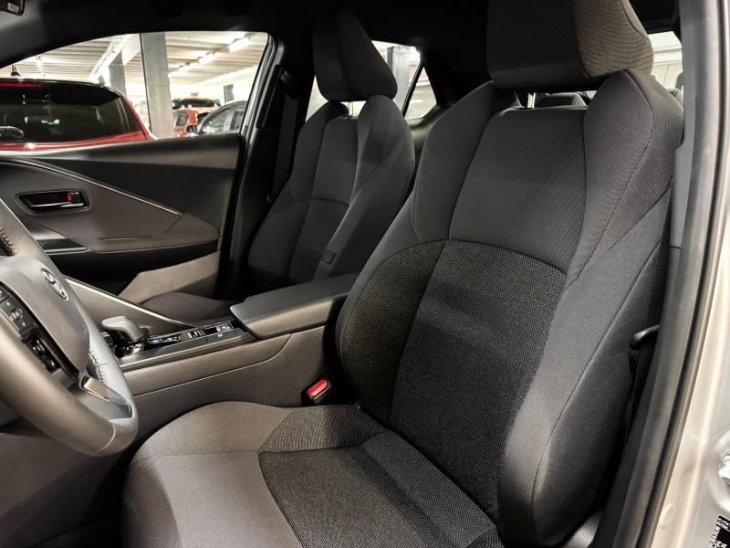 Toyota C-HR 1.8 HYBRID - photo 15