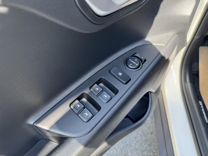 Kia Stonic 1.0T ISG - photo 15