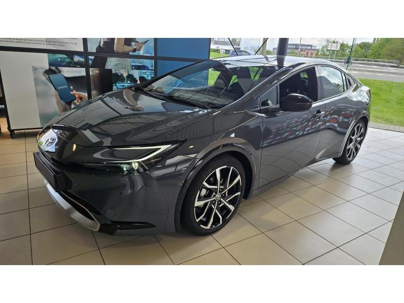 Toyota Prius 2.0 plug in - photo 19