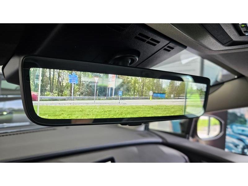 Toyota Prius 2.0 plug in - photo 12