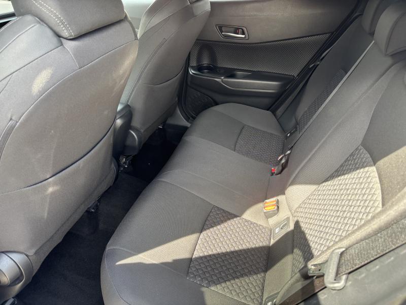 Toyota C-HR 2.0 Hybrid - photo 16