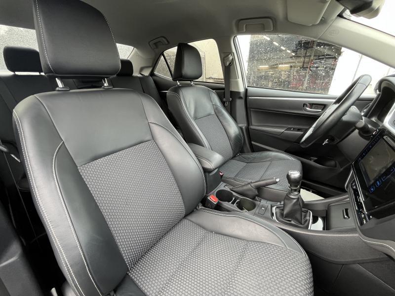 Toyota Corolla 1.6 Lounge - photo 16