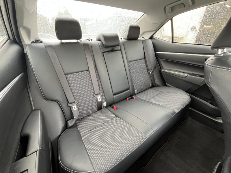 Toyota Corolla 1.6 Lounge - photo 17