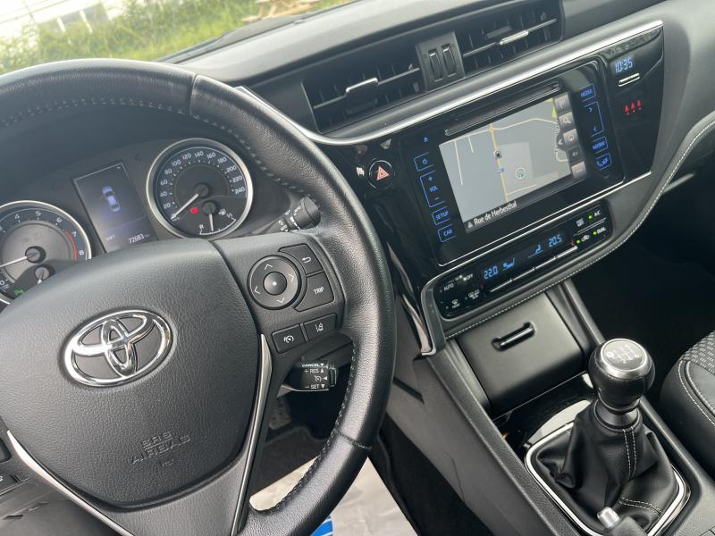 Toyota Corolla 1.6 Lounge - photo 9