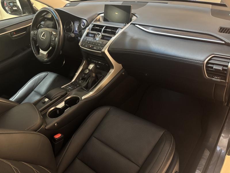 Lexus NX 300H 2.5 Hybrid Privilège Line - photo 15