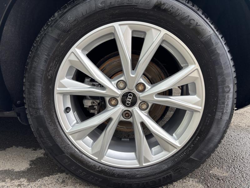 Audi Q3 2.0 TDI S LINE - photo 23