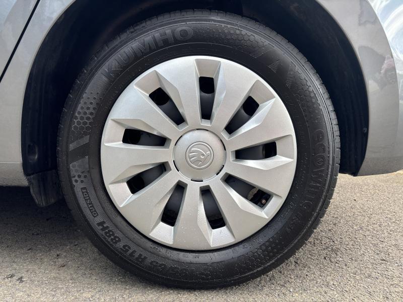 Skoda Fabia 1.0 TSI - photo 18