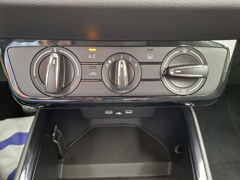 Skoda Fabia 1.0 TSI ACTIVE - photo 9