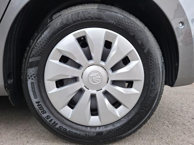 Skoda Fabia 1.0 TSI ACTIVE - photo 19