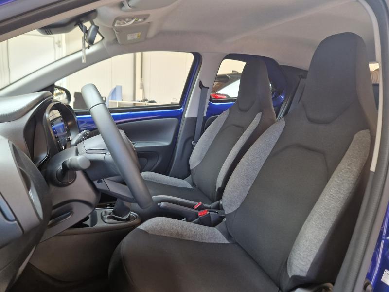 Toyota Aygo X 1.0 VVT-I X PLAY - photo 7