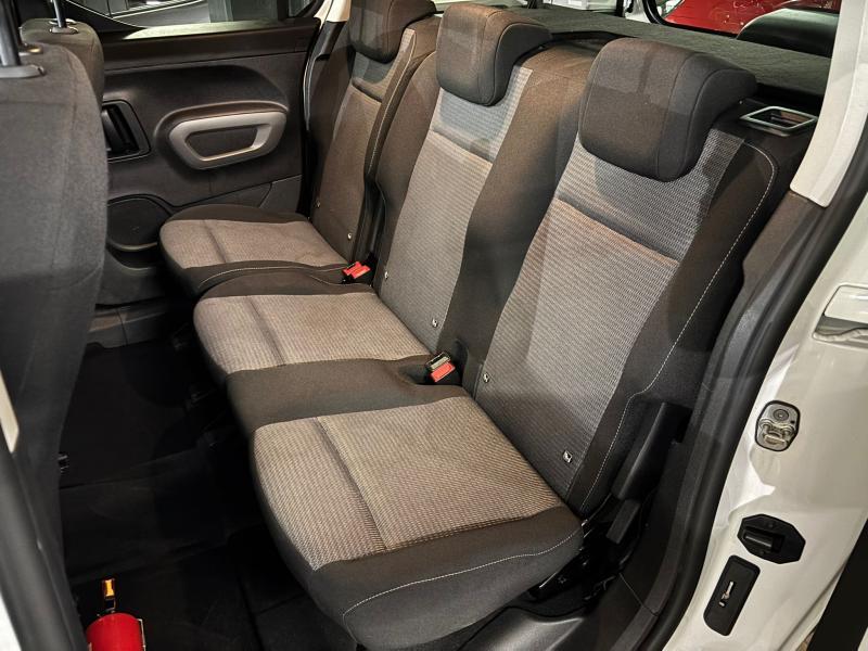 Toyota ProAce City 1.2i MPV Shuttle - photo 16