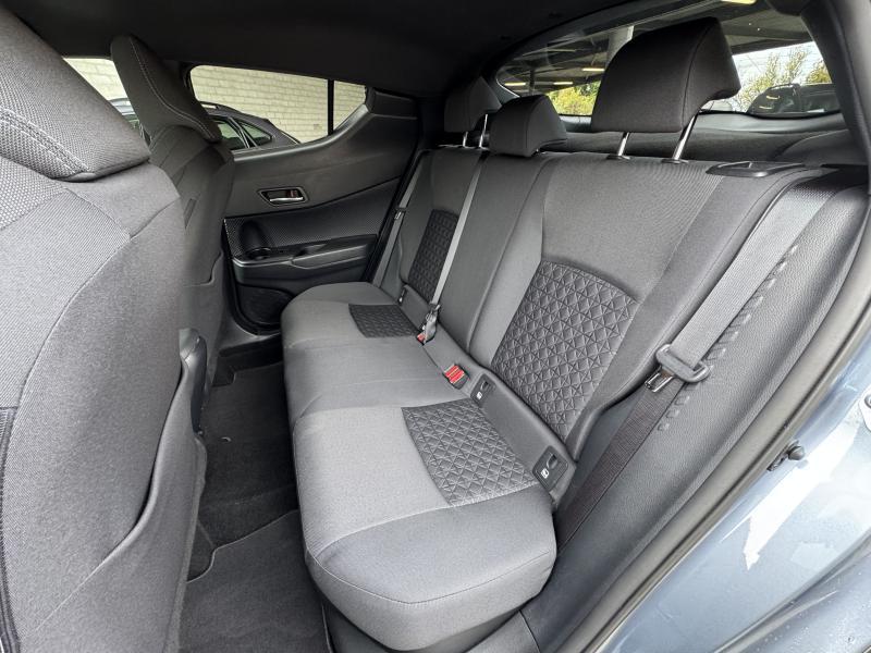 Toyota C-HR 1.8 HYBRID - photo 8