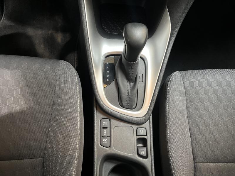 Toyota Yaris 1.5 Hybrid - photo 8