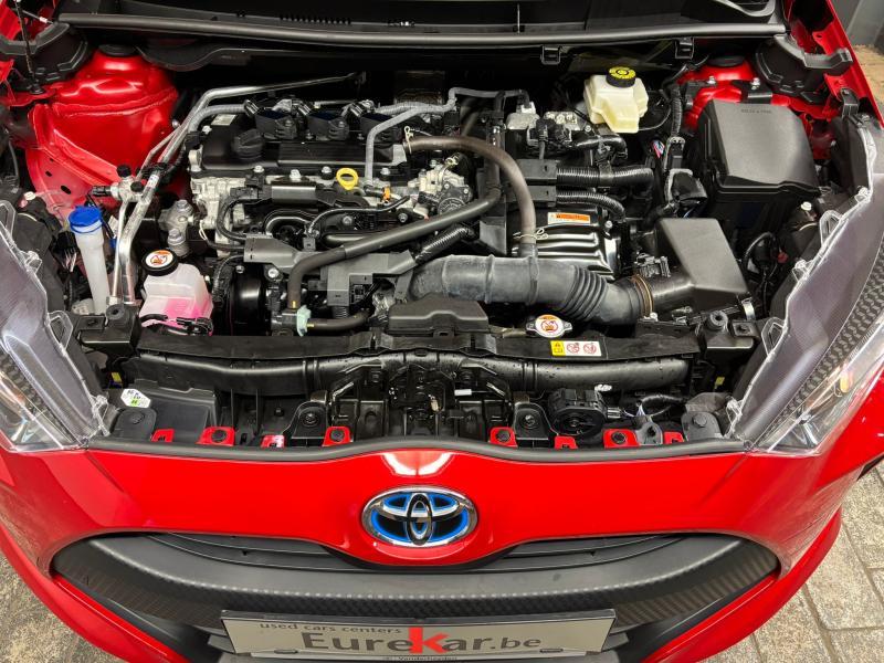 Toyota Yaris 1.5 Hybrid Dynamic CVT - photo 18