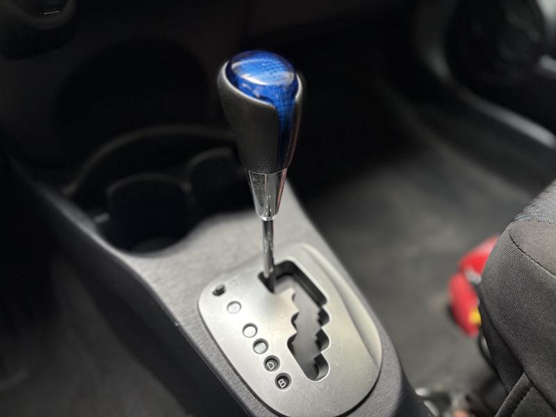 Toyota Yaris 1.5 hybrid CVT COMFORT - photo 8