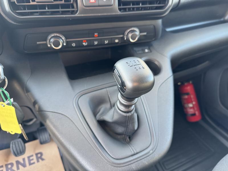 Toyota ProAce City 1.2i - photo 9