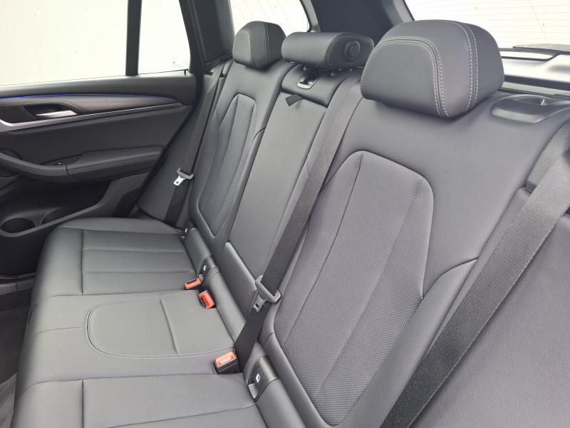 BMW Serie X X3 2.0 DIESEL - photo 19