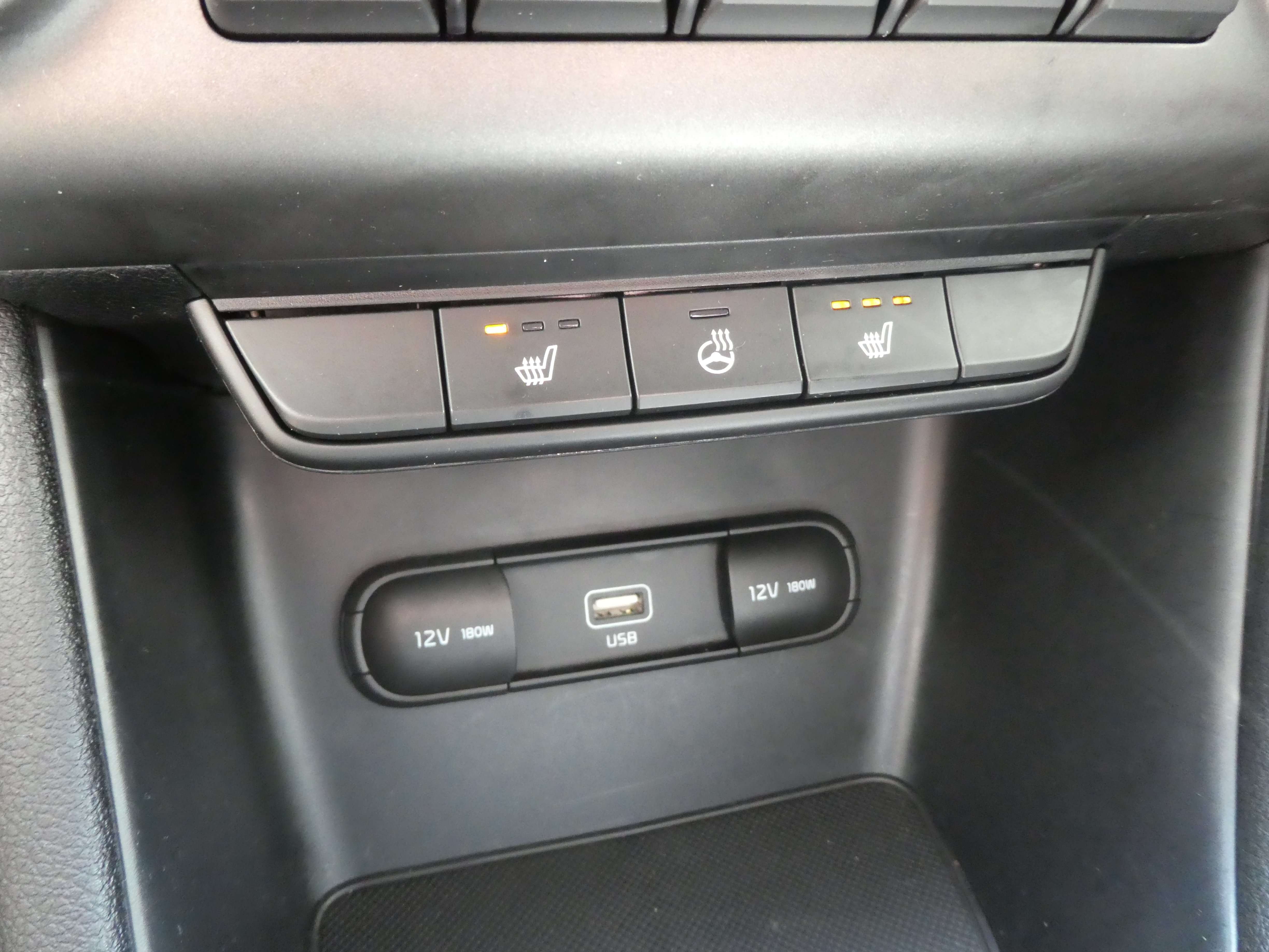 Kia Sportage 1.6i - Eurekar - photo 10