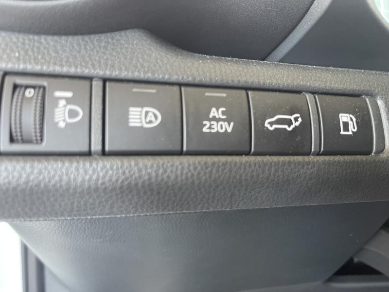 Toyota C-HR 2.0 PLUG_IN HYBRID - photo 16