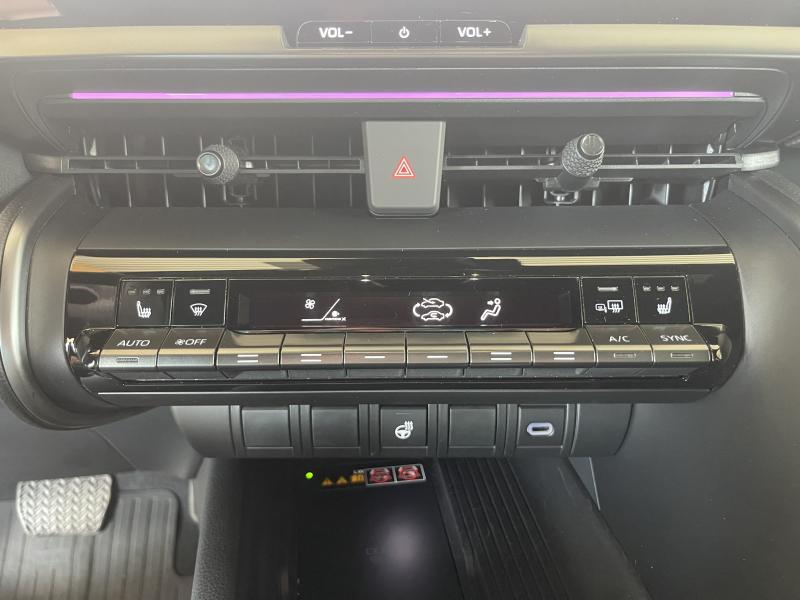 Toyota C-HR 2.0 PLUG_IN HYBRID - photo 9