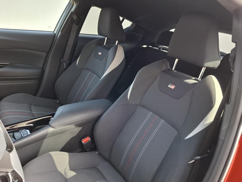 Toyota C-HR 1.8 HYBRID GR SPORT - photo 13