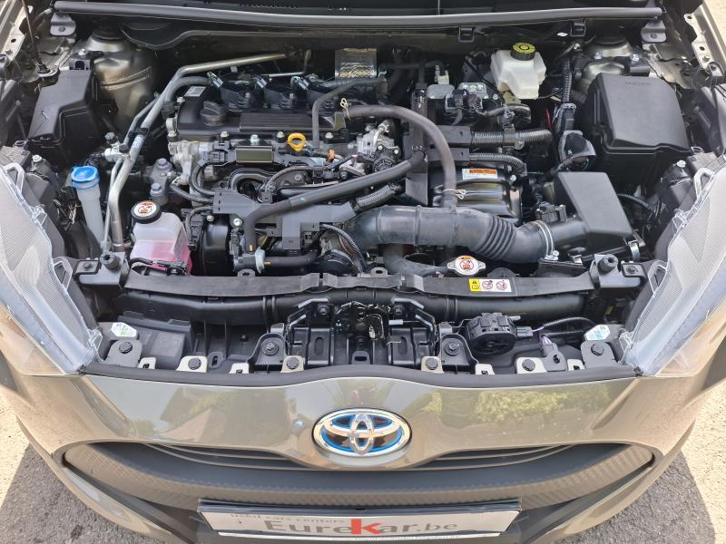 Toyota Yaris 1.5 HYBRID - photo 17