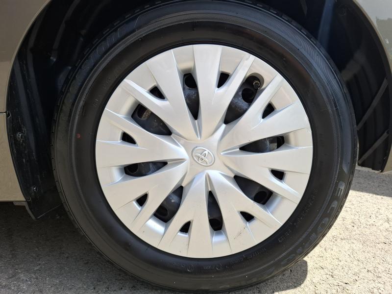 Toyota Yaris 1.5 HYBRID - photo 18