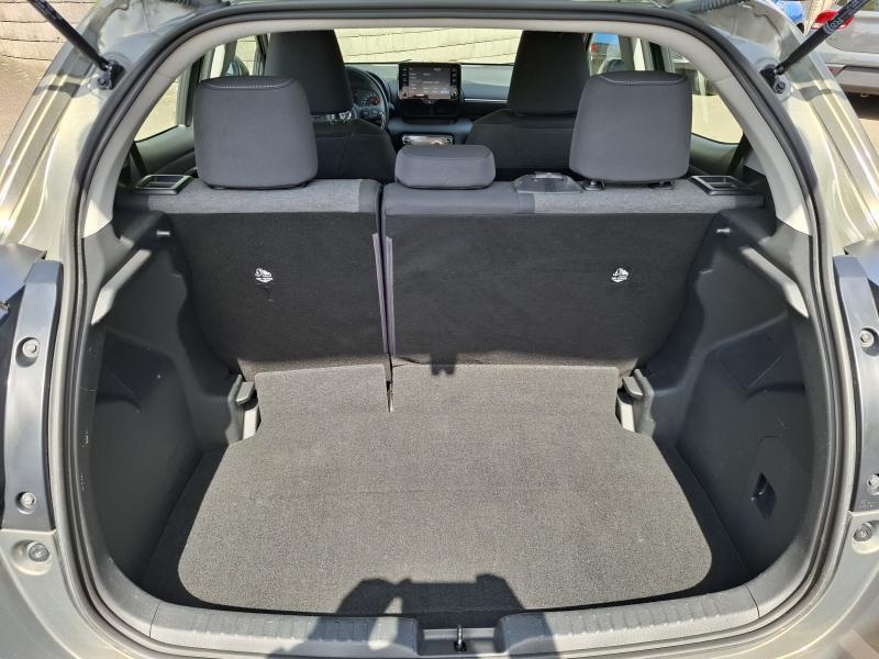 Toyota Yaris 1.5 HYBRID - photo 16