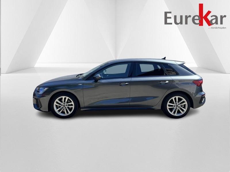 Audi A3 1.5 TFSI S LINE - photo 4