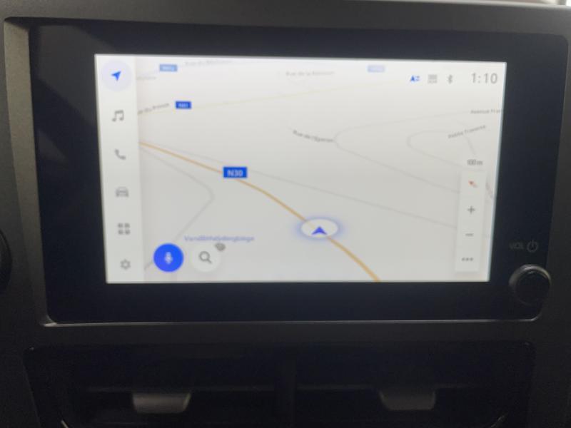 Toyota Yaris 1.6 ESSENCE - photo 8