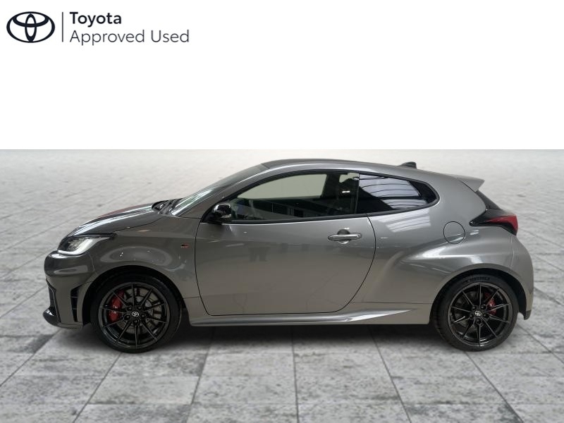 Toyota Yaris 1.6 ESSENCE - photo 4