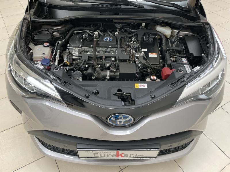 Toyota C-HR 1.8 Hybrid - photo 17