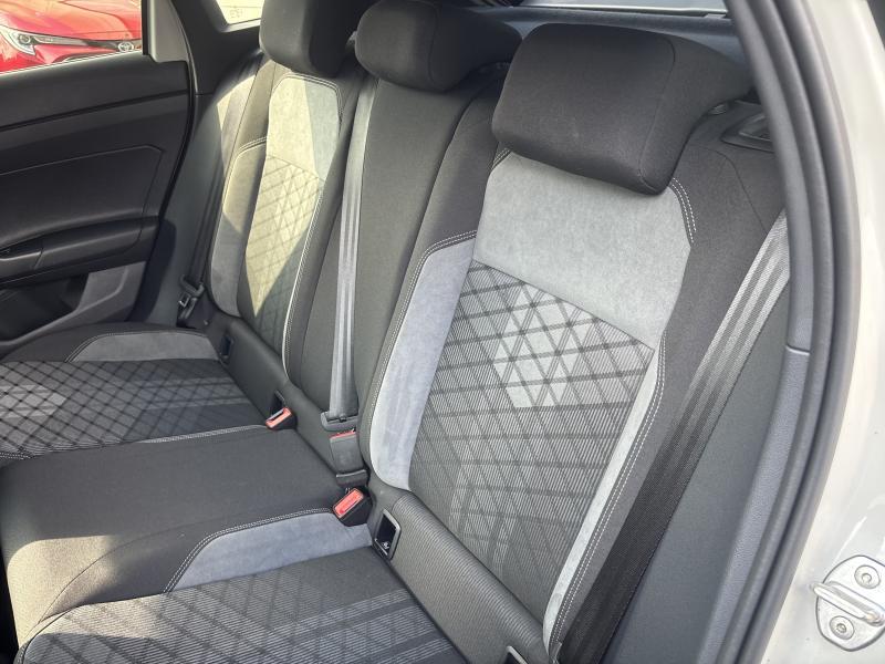 Volkswagen Taigo 1.5 TSI R-LINE - photo 17