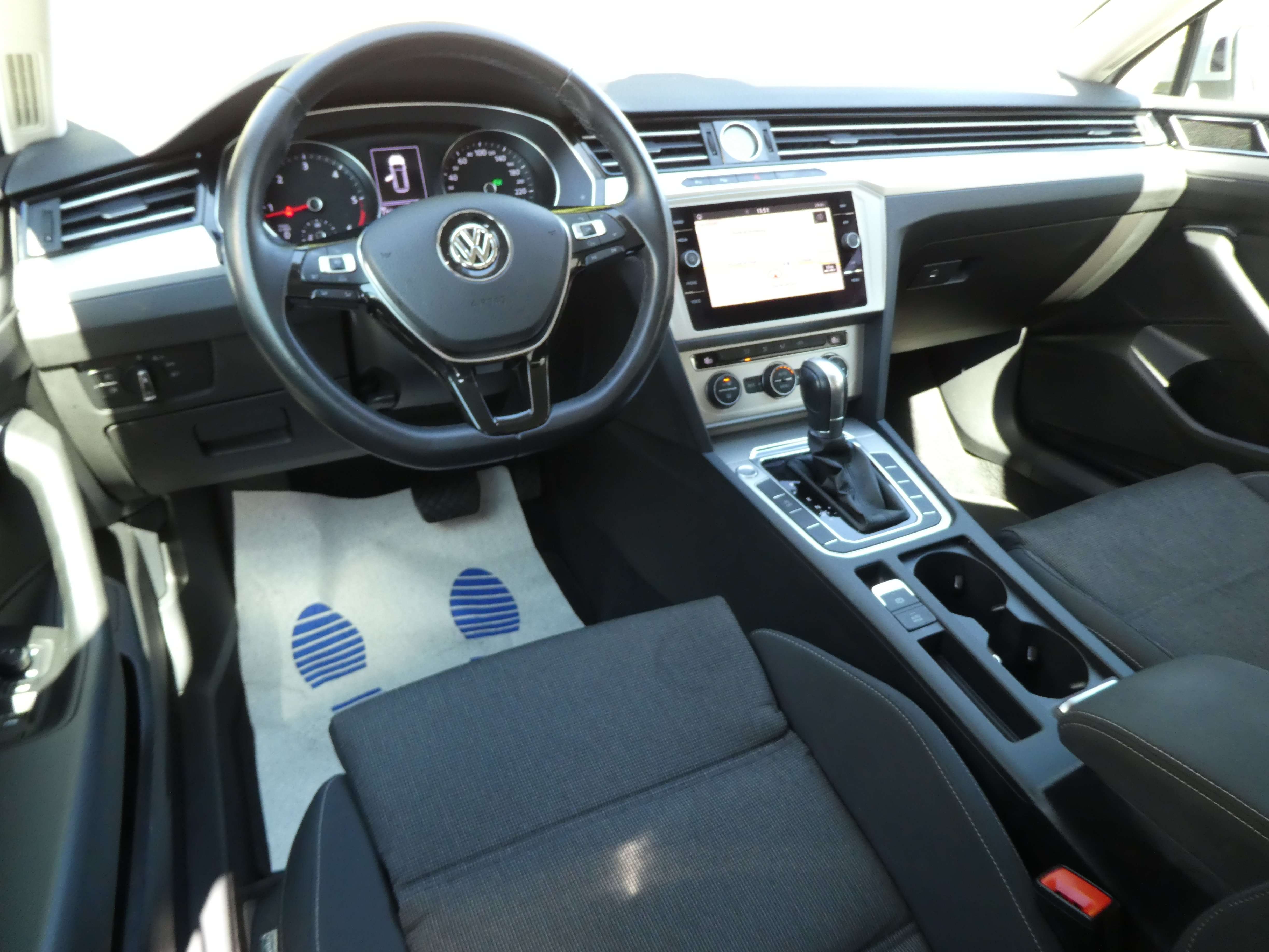 Volkswagen Passat Variant 1.6 TDI - Eurekar - photo 13