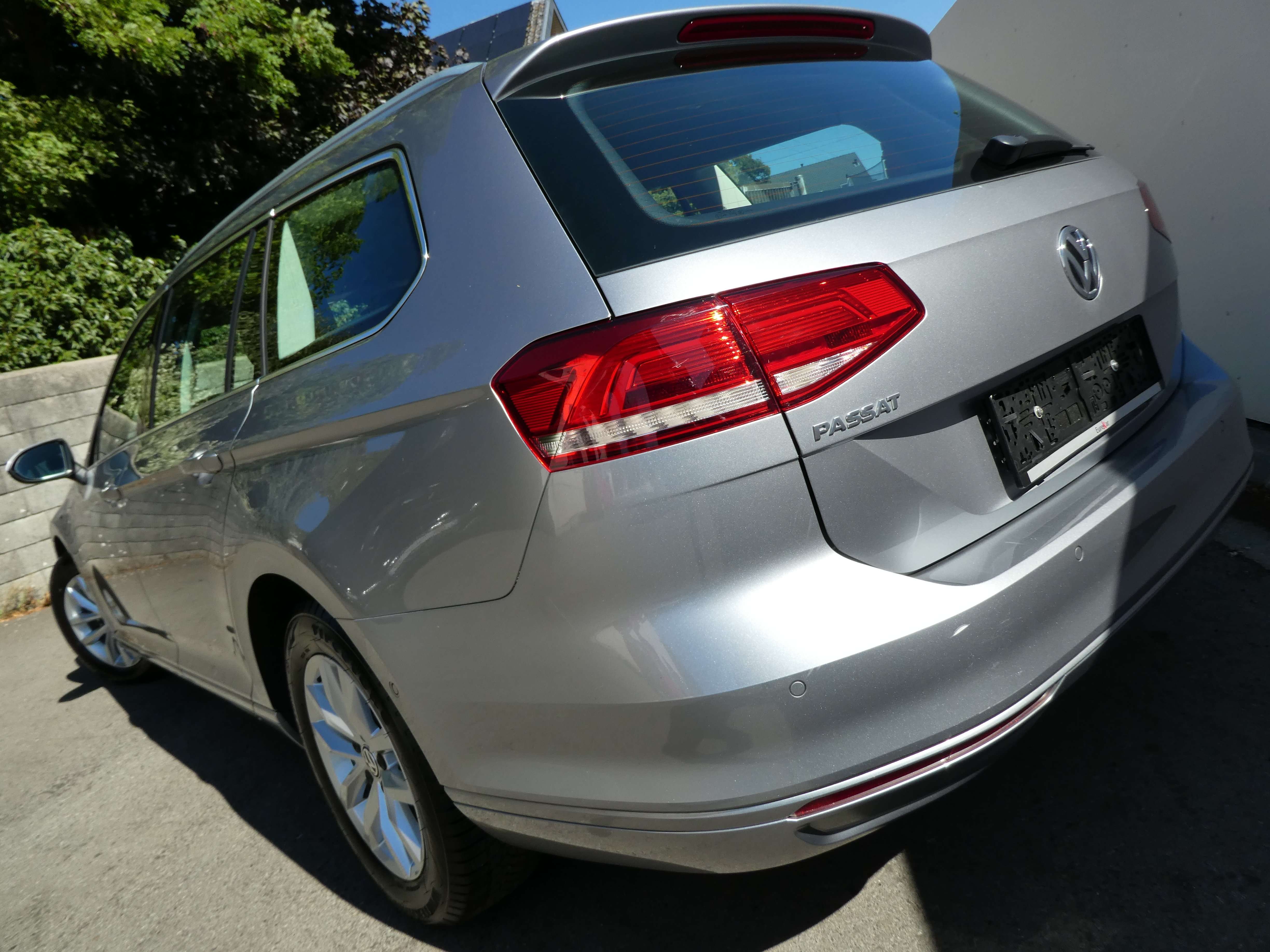 Volkswagen Passat Variant 1.6 TDI - Eurekar - photo 20