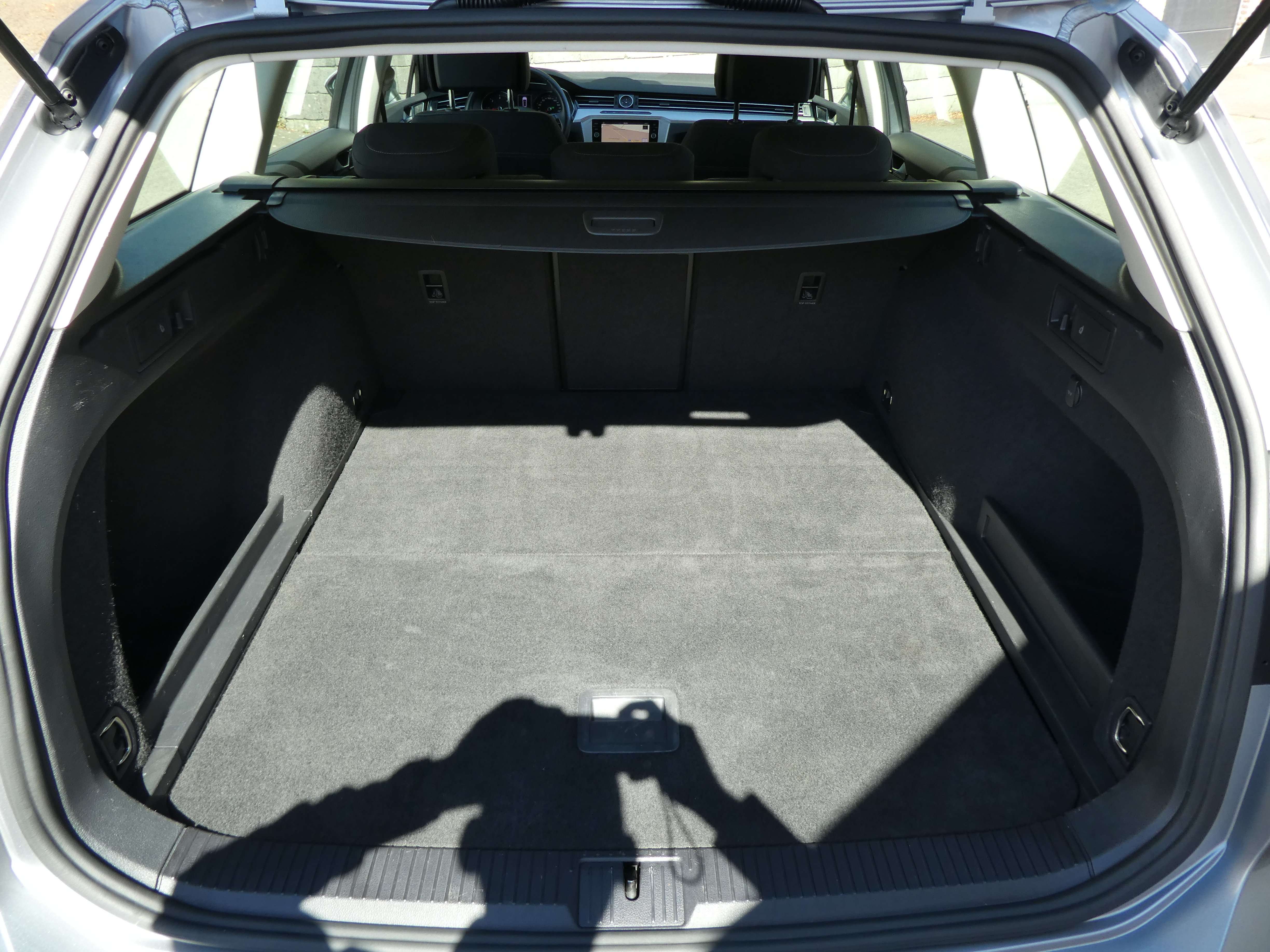 Volkswagen Passat Variant 1.6 TDI - Eurekar - photo 16